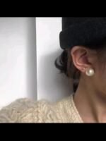 Cute giant pearl earrings