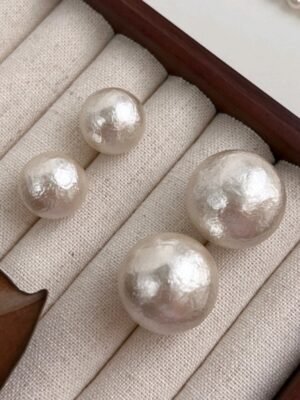Cute giant pearl earrings