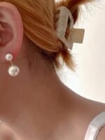 Elegant double pearl earrings