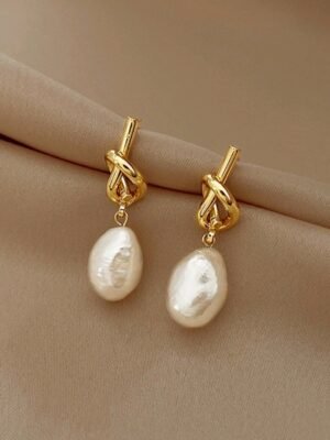 Knot pearl cute earrings