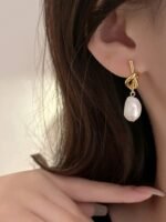 Knot pearl cute earrings