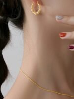 Rhinestone metallic loop earrings