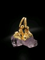 Amethyst metallic earrings